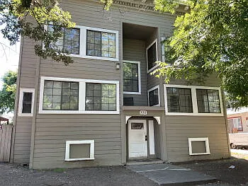 1 bed, 870 sqft, $1,395 — Photo 2