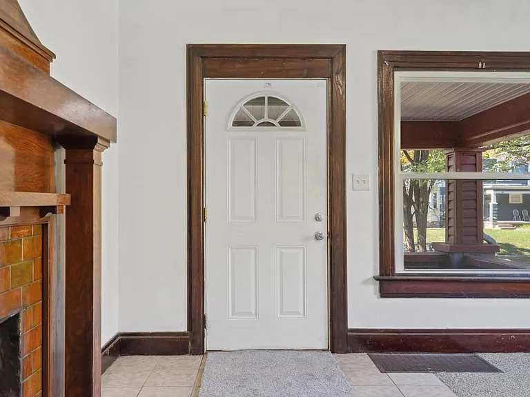 112-114 Rockwood Ave — Photo 22
