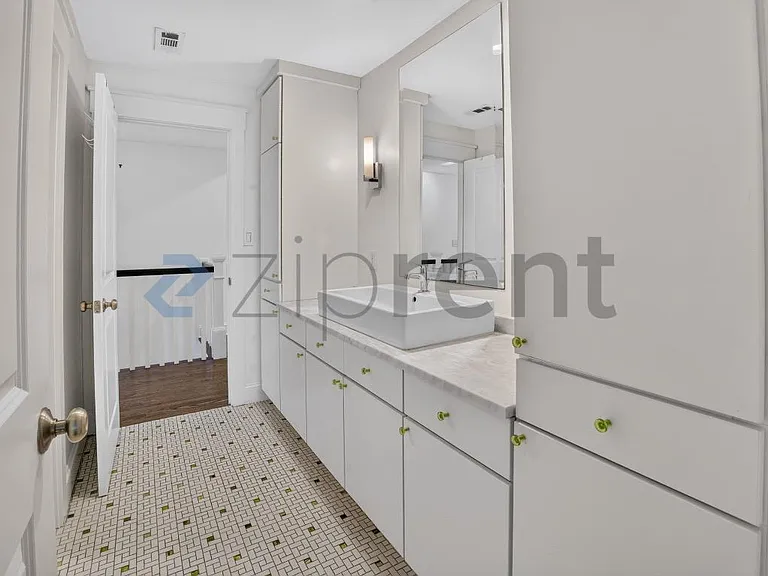 811 Verner St NW — Photo 29