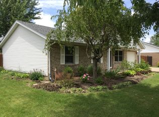 13 Western Ave, Jamestown, OH 45335