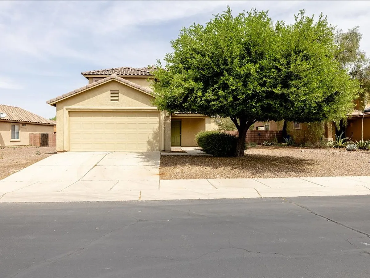 Building Photo - 11854 W Thomas Arron Dr