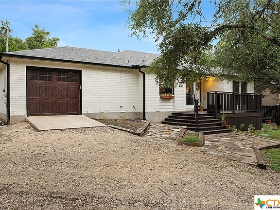 5th image of 450 Cindi Cir