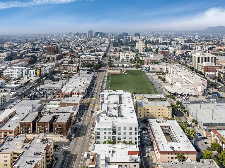 Seven West DTLA — Photo 158