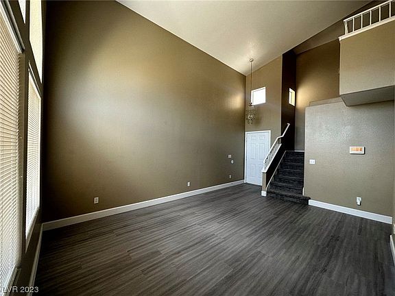 4th image of 1828 Villa Vista Way