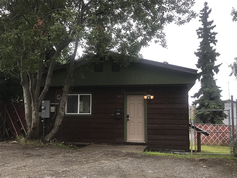 1st image of 363 Flower St