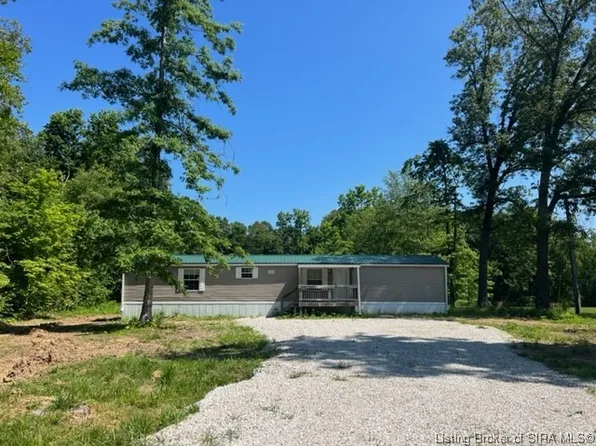 1290 County Line Road NE, Palmyra, IN 47164