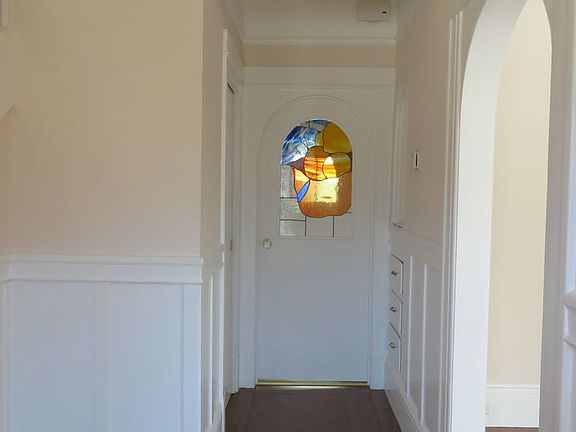 5th image of 1714 Castro St