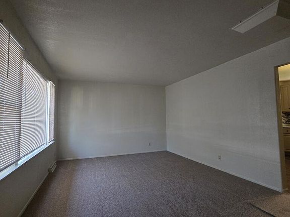 3rd image of 26 Caledonia Rd