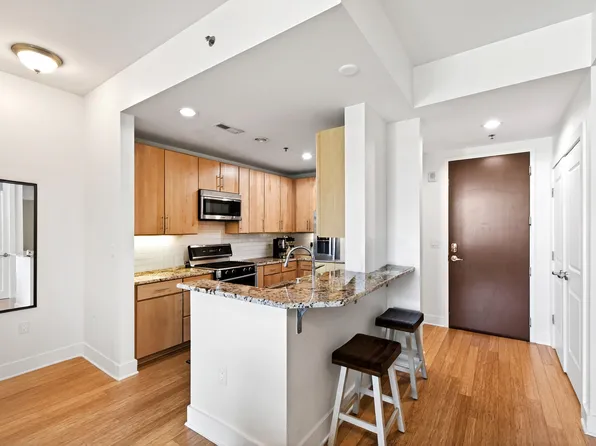 140 W Franklin St Unit 700, Chapel Hill, NC 27516