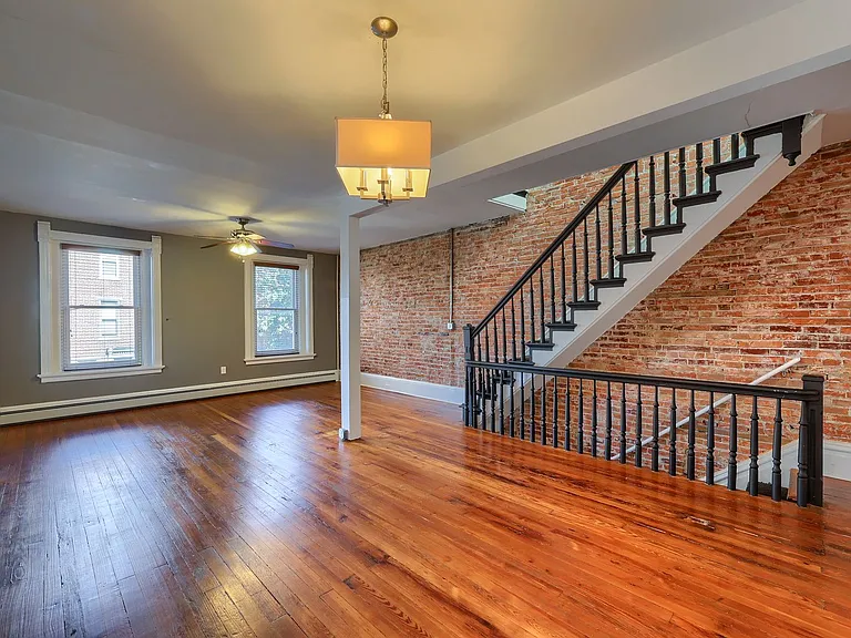 1120 Green Street — Photo 12
