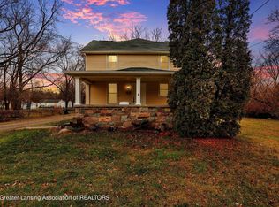 2805 W Jolly Rd, Lansing, MI 48911