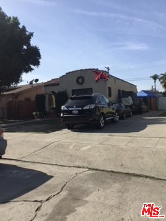 1st image of 5835 6th Ave