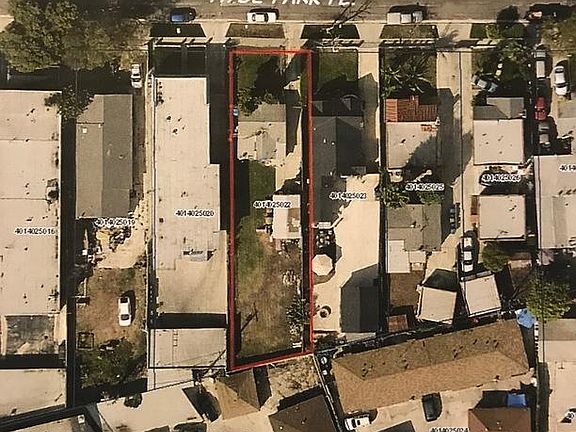 2nd image of 552 Hyde Park Pl