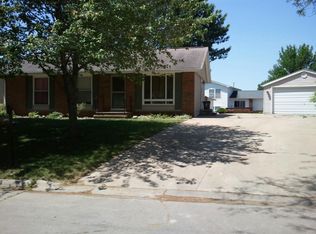 3416 Ardsley Ln SW, Cedar Rapids, IA 52404