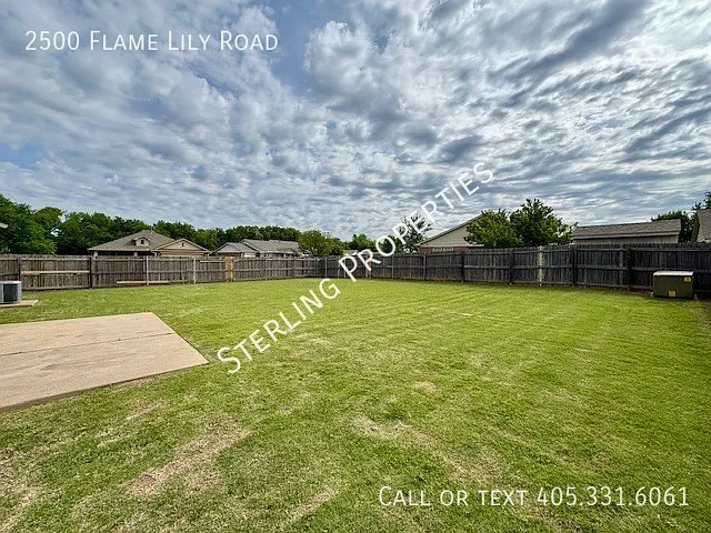 2500 Flame Lily Rd — Photo 33