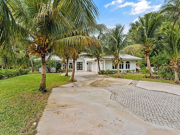 4th image of 8601 S Ocean Drive