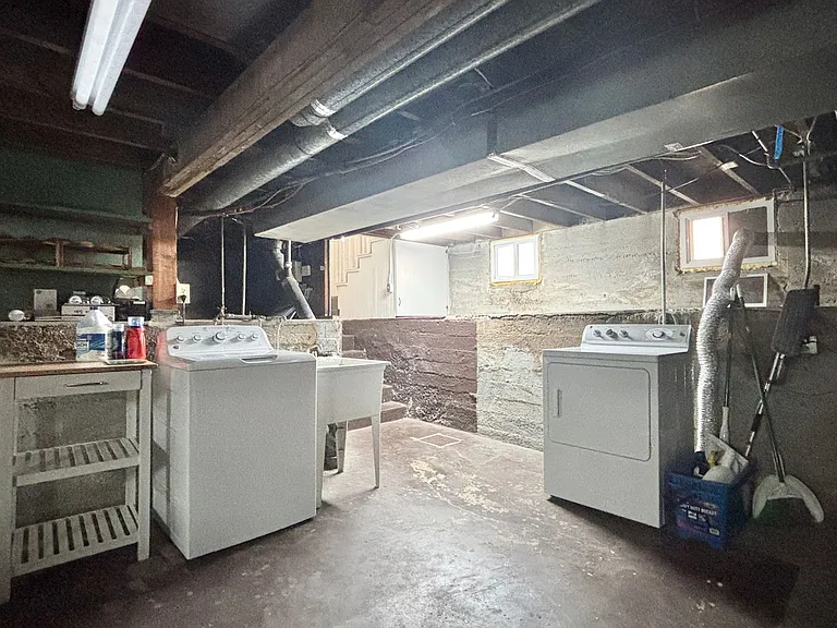 631 E Downington Ave — Photo 25