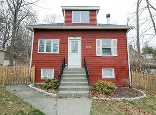 1305 Pleasant St, Worcester, MA 01602