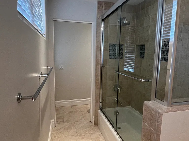 111 Chesterfield Dr #123A — Photo 11