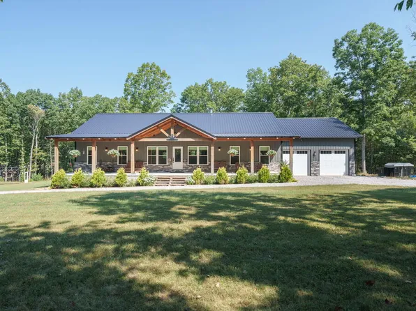 533 Lone Wolf Trl, Spencer, TN 38585