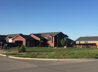 4530 Fieldstone Dr, Rapid City, SD 57703