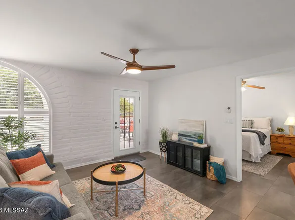 184 S La Canada Dr Unit B, Green Valley, AZ 85614