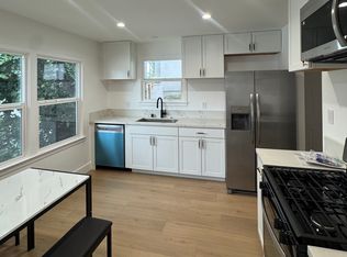5713 Kester Ave, Van Nuys, CA 91411