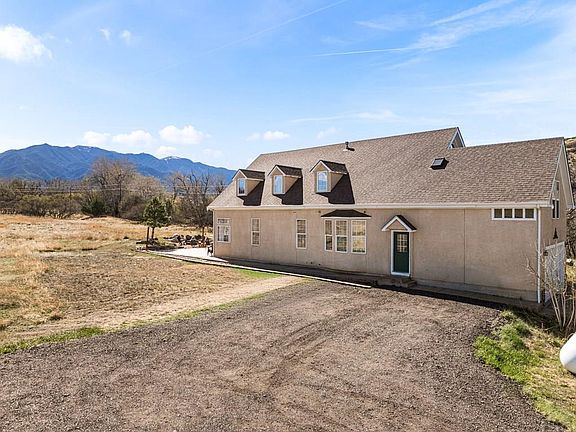 4th image of 3141 W Palumar Rd
