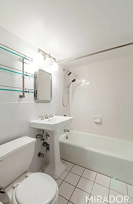 Rented by Mirador Real Estate | media 3