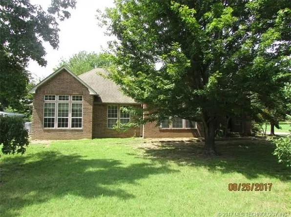 25688 S Brandon Terrace Dr, Claremore, OK 74019