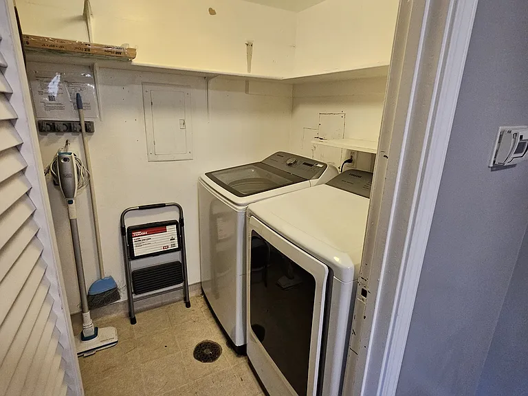 Laundry/Utility room