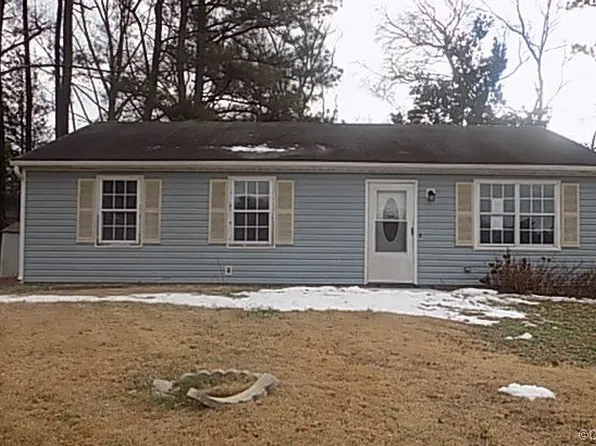 15807 Tinsberry Ct, South Chesterfield, VA 23834