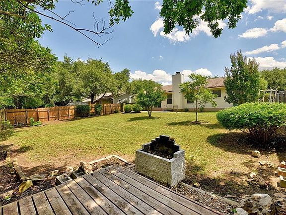 2nd image of 3706 Monument Dr