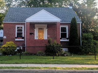 445 Hazel Ave, Folsom, PA 19033