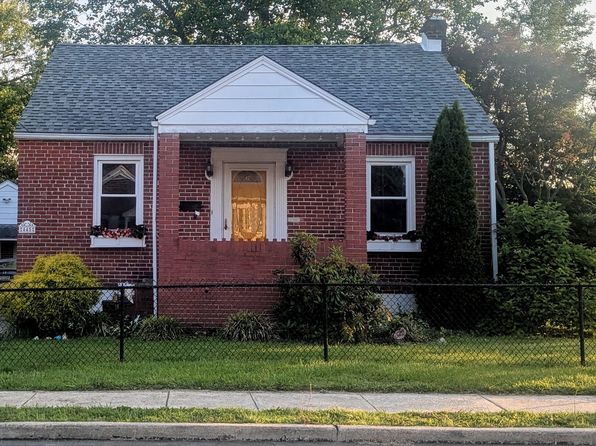 445 Hazel Ave