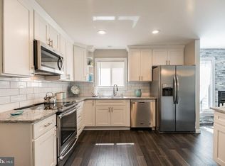 182 Peregrine Dr, Voorhees, NJ 08043