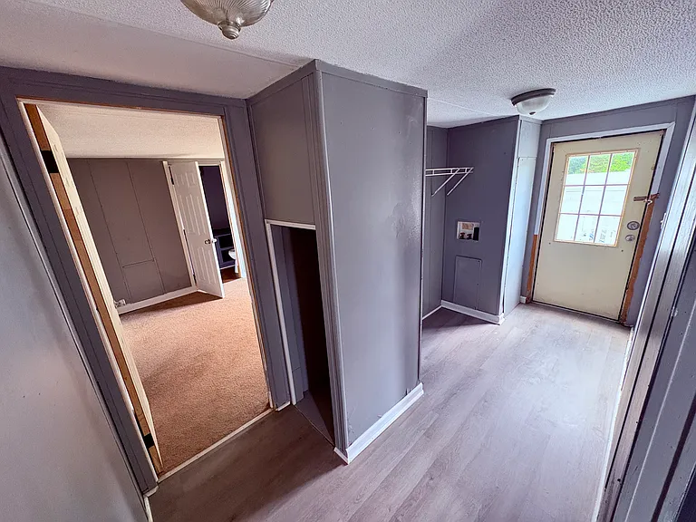 119 Lee Dr SE — Photo 2