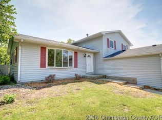 1050 Pinecrest Dr, Rantoul, IL 61866