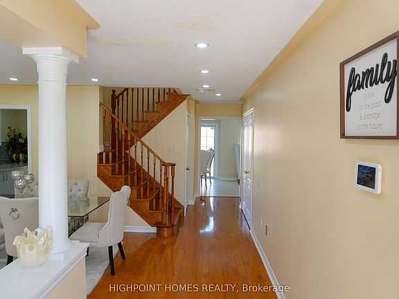 5th image of 58 Morland Cres