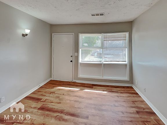 4th image of 450 Fairburn Rd NW