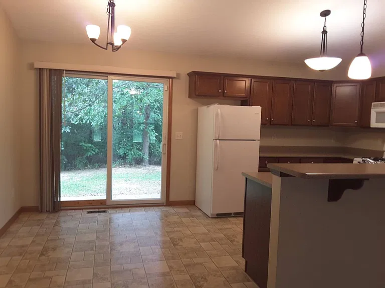 30185 Holben Woods Ln — Photo 11