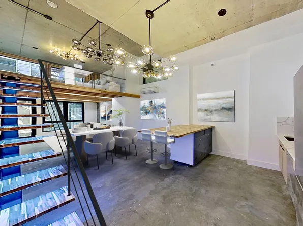 27 Montrose Avenue image 21 of 30