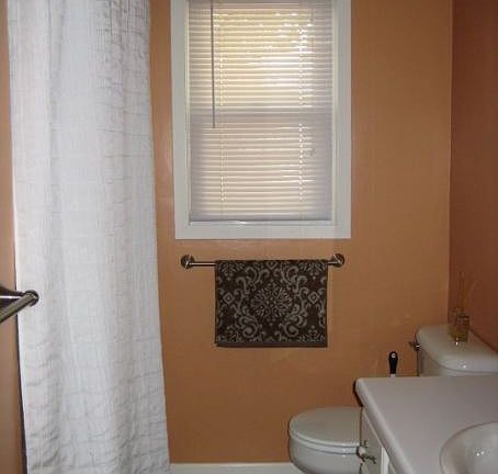 Upstairs bathroom