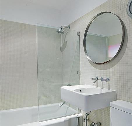 5th image of 32 S Oxford St APT 4A