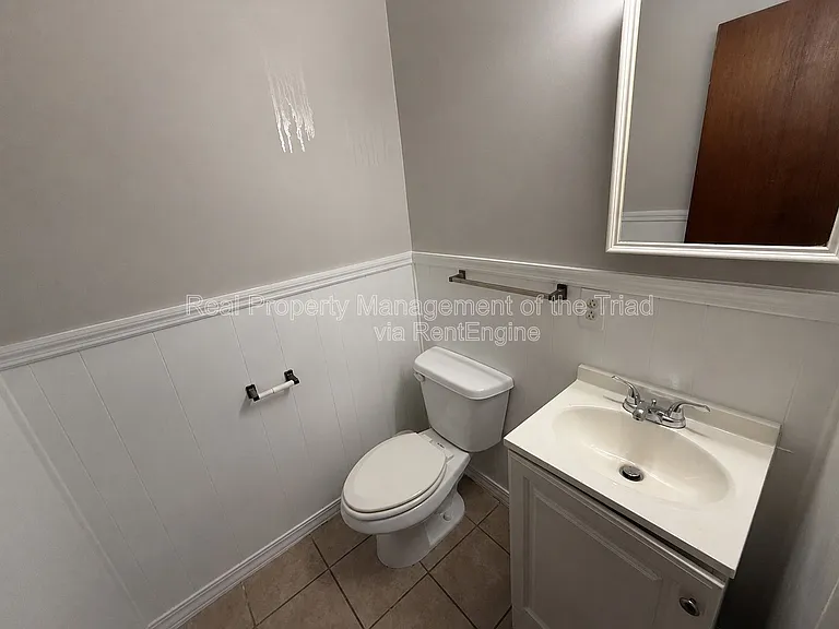 2700 Brightwood Ct — Photo 10