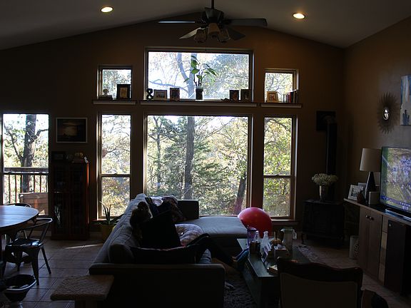 2nd image of 15667 Cypress Ln