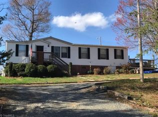 2719 Destin Dr, Trinity, NC 27370