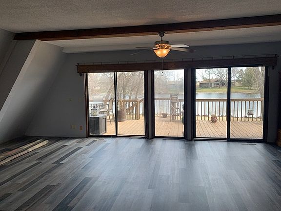 2nd image of 225 Campbell Ave