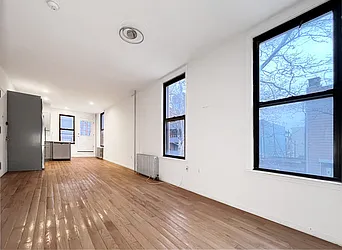 364 Leonard Street, #2L