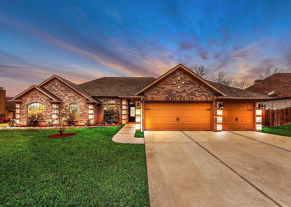 1st image of 11725 E Grand Pond Ct